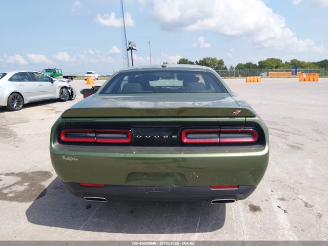 Продаж на аукціоні авто 2021 Dodge Challenger Sxt Awd, vin: 2C3CDZGGXMH552748, номер лоту: 45602640