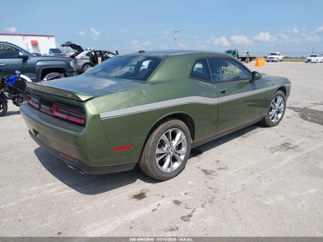 Продаж на аукціоні авто 2021 Dodge Challenger Sxt Awd, vin: 2C3CDZGGXMH552748, номер лоту: 45602640
