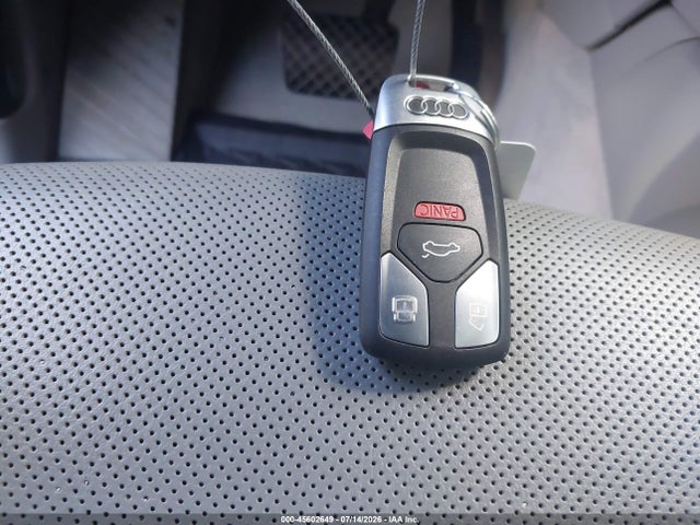 45602649 :رقم المزاد ، WA1VAAF7XKD012014 vin ، 2019 Audi Q7 55 Premium مزاد بيع