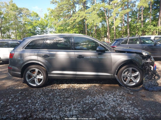 45602649 :رقم المزاد ، WA1VAAF7XKD012014 vin ، 2019 Audi Q7 55 Premium مزاد بيع