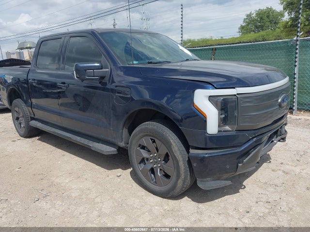 Продаж на аукціоні авто 2022 Ford F-150 Lightning Lariat, vin: 1FTVW1EL5NWG15533, номер лоту: 45602687