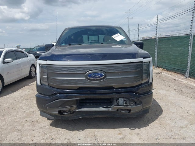 Продаж на аукціоні авто 2022 Ford F-150 Lightning Lariat, vin: 1FTVW1EL5NWG15533, номер лоту: 45602687