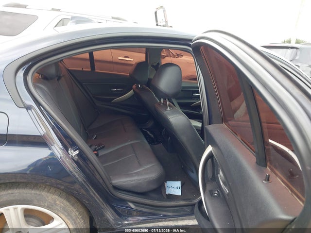 2015 Bmw 320i Xdrive მანქანა იყიდება აუქციონზე, vin: WBA3C3C52FK202166, აუქციონის ნომერი: 45602690