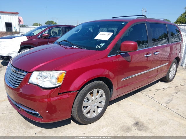2015 Chrysler Town & Country Touring მანქანა იყიდება აუქციონზე, vin: 2C4RC1BG5FR629962, აუქციონის ნომერი: 45602721