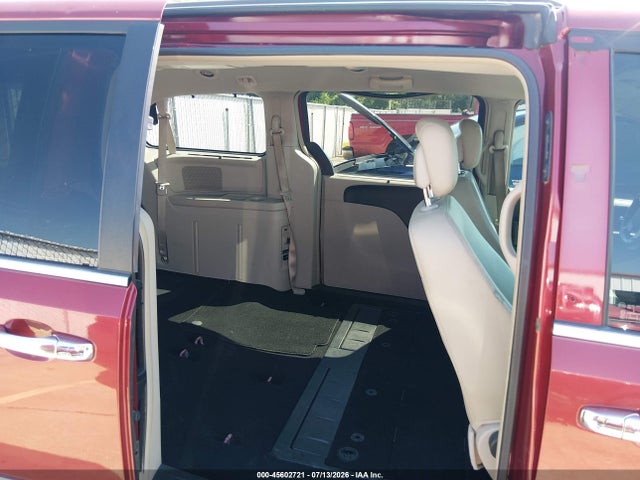 2015 Chrysler Town & Country Touring მანქანა იყიდება აუქციონზე, vin: 2C4RC1BG5FR629962, აუქციონის ნომერი: 45602721