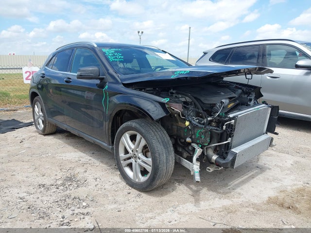 45602756 :رقم المزاد ، W1NTG4EB6LU030054 vin ، 2020 Mercedes-benz Gla 250 مزاد بيع