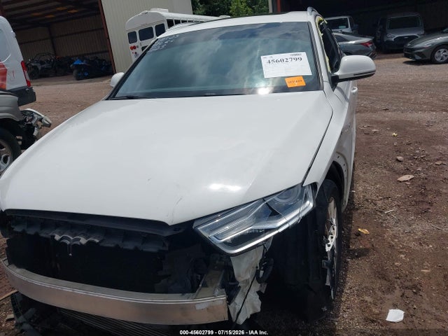 2018 Audi Q3 2.0t Premium/2.0t Sport Premium მანქანა იყიდება აუქციონზე, vin: WA1BCCFS3JR012225, აუქციონის ნომერი: 45602799
