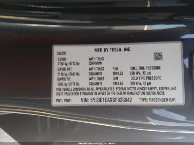 45602828 :رقم المزاد ، 5YJ3E1EAXSF033842 vin ، 2025 Tesla Model 3 مزاد بيع