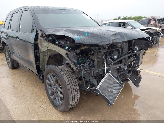 2026 Toyota Sequoia Platinum მანქანა იყიდება აუქციონზე, vin: 7SVAAABA3TX077444, აუქციონის ნომერი: 45602852
