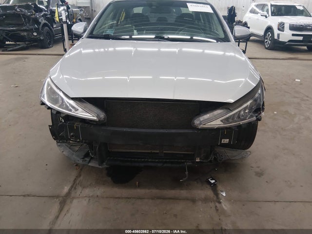 Продажа на аукционе авто 2020 Hyundai Elantra Sel, vin: KMHD84LFXLU077873, номер лота: 45602862