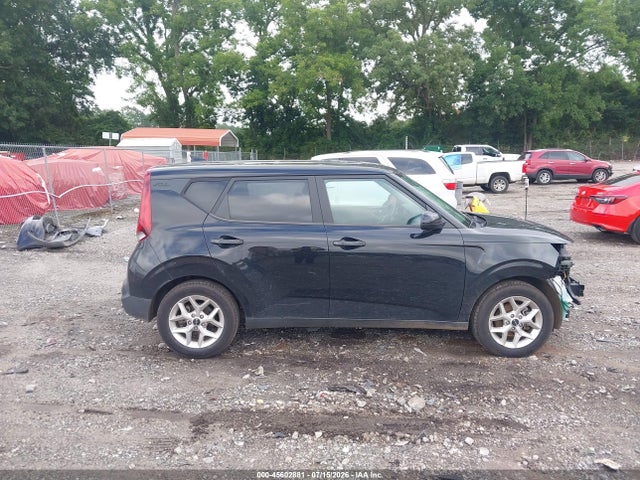 2022 Kia Soul S მანქანა იყიდება აუქციონზე, vin: KNDJ23AU7N7801234, აუქციონის ნომერი: 45602881