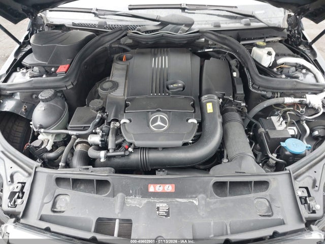 2012 Mercedes-benz C 250 Sport მანქანა იყიდება აუქციონზე, vin: WDDGF4HB7CR228805, აუქციონის ნომერი: 45602901