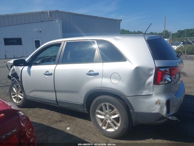 Продаж на аукціоні авто 2015 Kia Sorento Lx, vin: 5XYKT3A69FG594434, номер лоту: 45602915