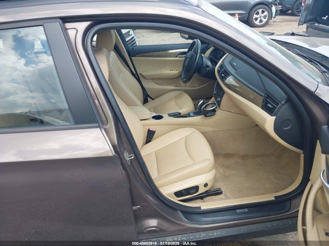 Продаж на аукціоні авто 2013 Bmw X1 Xdrive28i, vin: WBAVL1C52DVR83084, номер лоту: 45602916