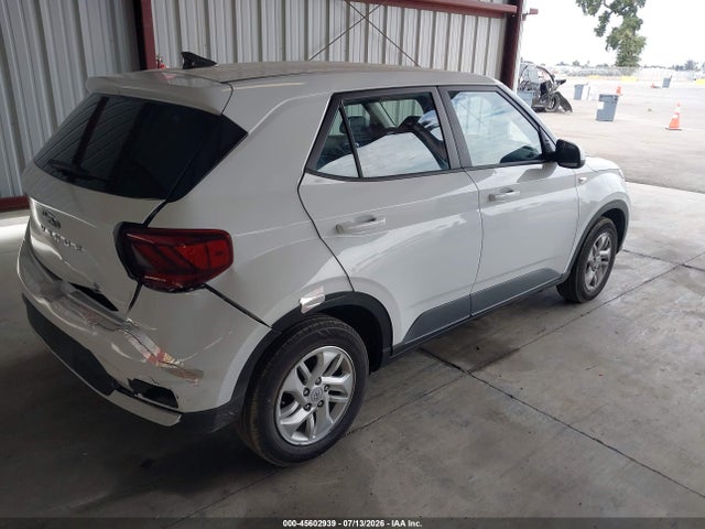 Hyundai Venue Se 2021 KMHRB8A30MU066602 Image 4