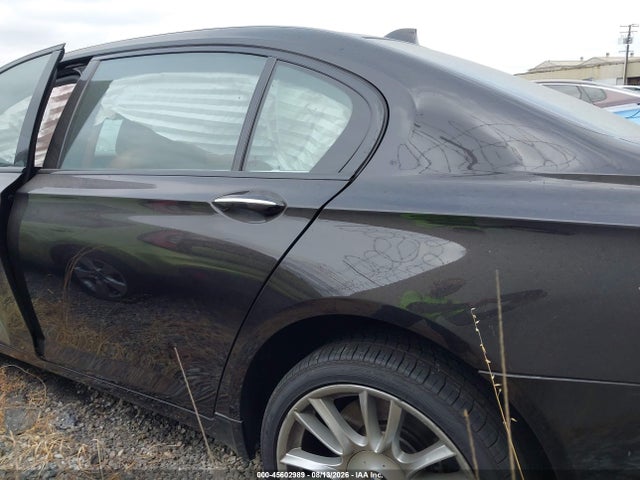 2011 Bmw 750li მანქანა იყიდება აუქციონზე, vin: WBAKB8C57BCY64714, აუქციონის ნომერი: 45602989