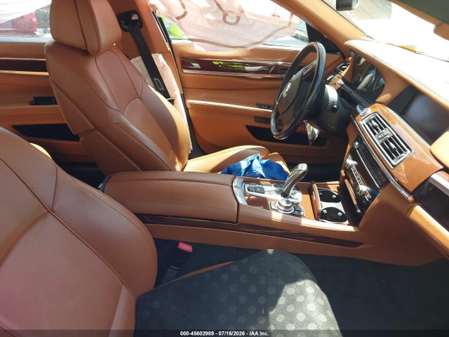 2011 Bmw 750li მანქანა იყიდება აუქციონზე, vin: WBAKB8C57BCY64714, აუქციონის ნომერი: 45602989