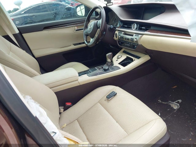2017 Lexus Es 350 მანქანა იყიდება აუქციონზე, vin: 58ABK1GG4HU060870, აუქციონის ნომერი: 45602991