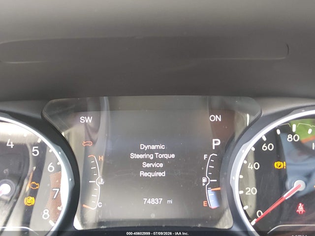 3C4NJCBBXJT466607 Jeep Compass Latitude Fwd
