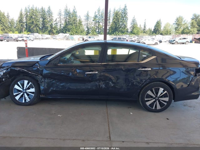 1N4BL4DV1NN317184 Nissan Altima Sv Fwd