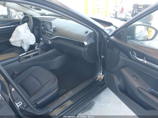 1N4BL4DV1NN317184 Nissan Altima Sv Fwd