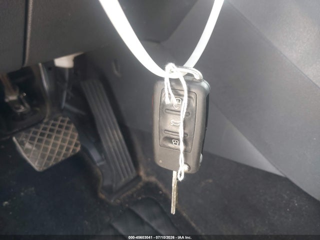 2016 Volkswagen Tiguan S მანქანა იყიდება აუქციონზე, vin: WVGAV7AX6GW559369, აუქციონის ნომერი: 45603041