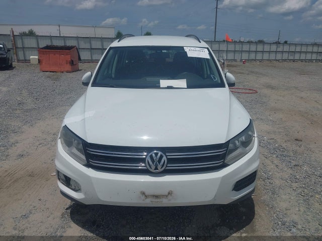 2016 Volkswagen Tiguan S მანქანა იყიდება აუქციონზე, vin: WVGAV7AX6GW559369, აუქციონის ნომერი: 45603041