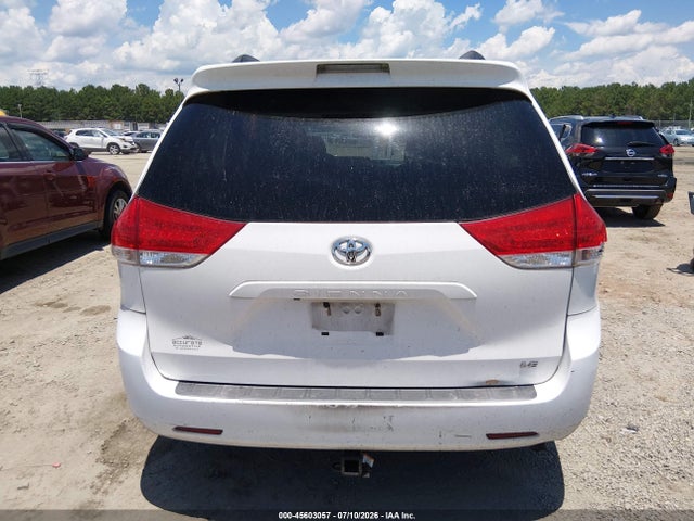 45603057 :رقم المزاد ، 5TDKK3DC4DS403720 vin ، 2013 Toyota Sienna Le V6 8 Passenger مزاد بيع