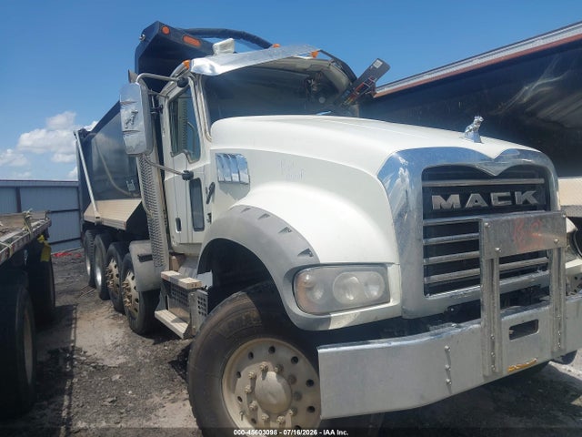 45603098 :رقم المزاد ، 1M2GR3TC2MM001141 vin ، 2021 Mack Granite مزاد بيع