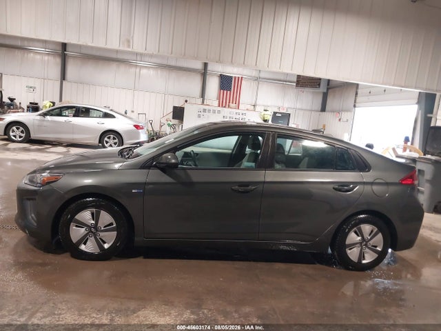 Продаж на аукціоні авто 2020 Hyundai Ioniq Hybrid Blue, vin: KMHC65LC6LU220461, номер лоту: 45603174