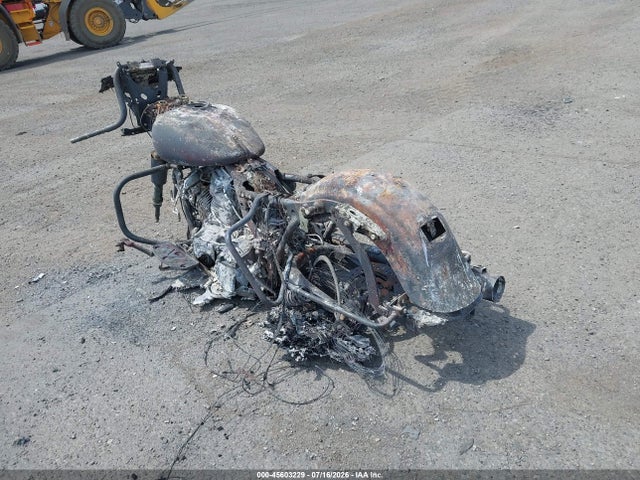 Harley-Davidson FLTRK 2020 1HD1KZF12LB637434 Image 3