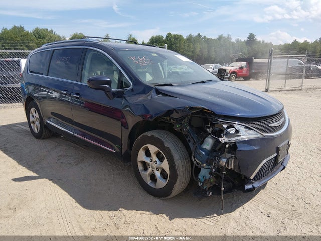 Aukcja sprzedaży 2017 Chrysler Pacifica Touring-l Plus, vin: 2C4RC1EG8HR556004, numer aukcji: 45603252