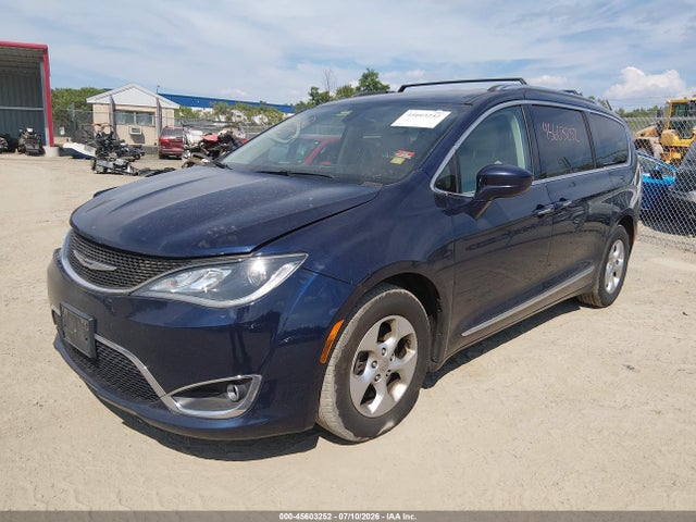 Aukcja sprzedaży 2017 Chrysler Pacifica Touring-l Plus, vin: 2C4RC1EG8HR556004, numer aukcji: 45603252