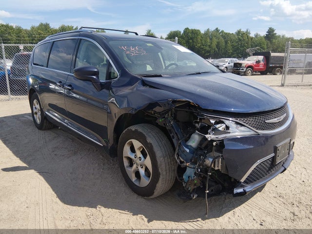 Aukcja sprzedaży 2017 Chrysler Pacifica Touring-l Plus, vin: 2C4RC1EG8HR556004, numer aukcji: 45603252