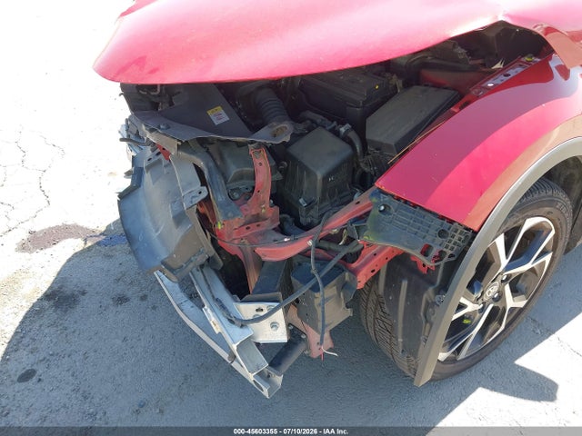 JTNKHMBX7L1077235 Toyota C-HR XLE