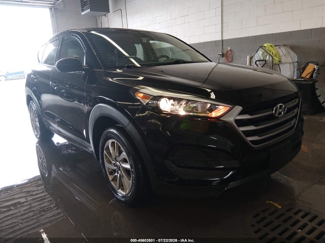 Hyundai TUCSON SE 2018 KM8J2CA44JU655799 головне зображення