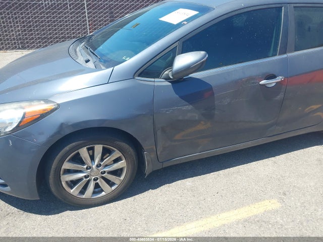 2015 Kia Forte Ex მანქანა იყიდება აუქციონზე, vin: KNAFX5A82F5327452, აუქციონის ნომერი: 45603534