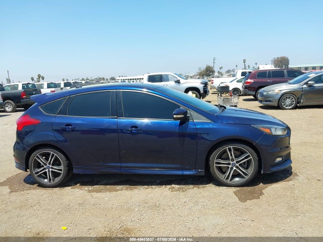 1FADP3L99GL238484 Ford FOCUS ST