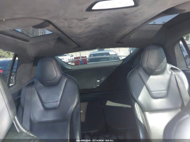 Tesla Model X 75d/p100d/p90d 2016 5YJXCBE41GF001294 Image 8