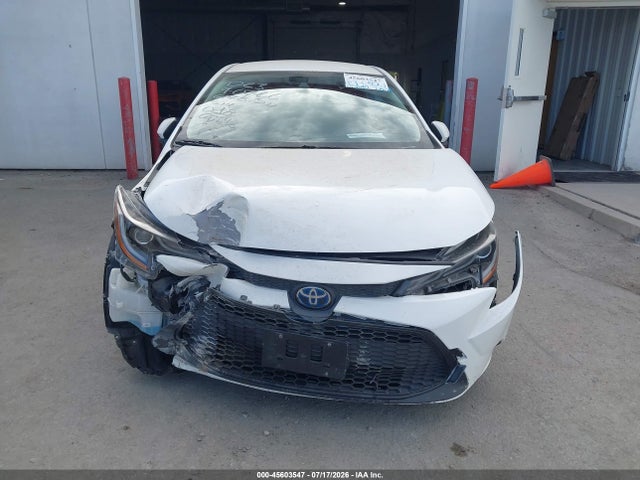 Toyota Corolla Hybrid Le 2022 JTDEAMDE9NJ038165 Image 15