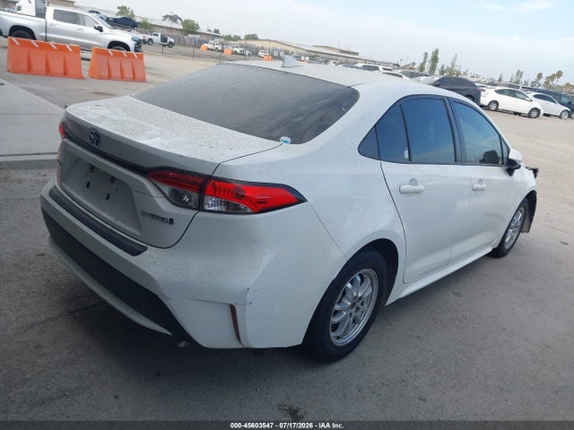 Toyota Corolla Hybrid Le 2022 JTDEAMDE9NJ038165 Image 4