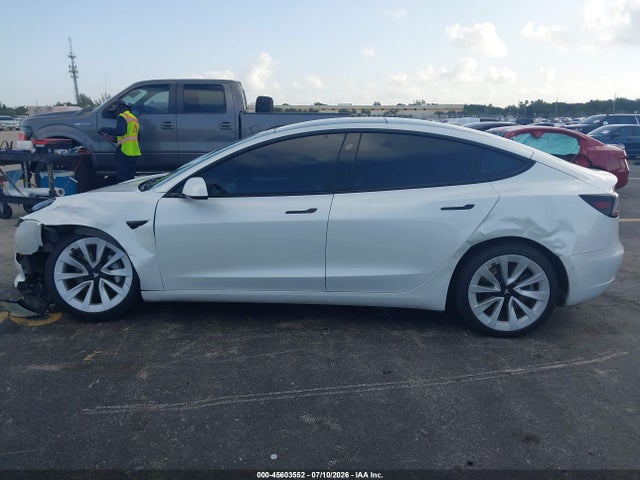 Продажа на аукционе авто 2022 Tesla Model 3 Long Range Dual Motor All-wheel Drive, vin: 5YJ3E1EB6NF269353, номер лота: 45603552