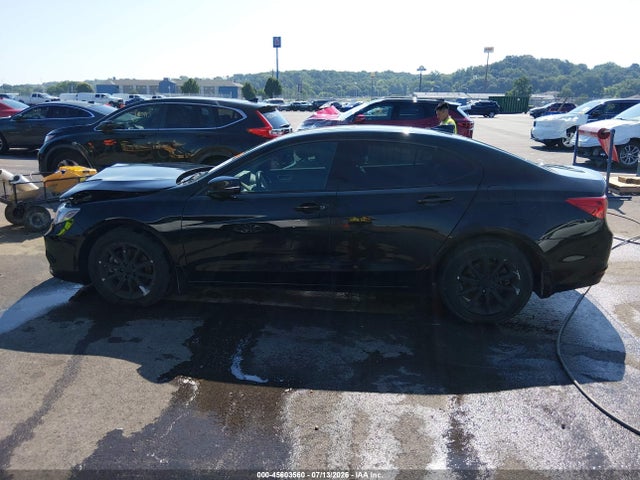 45603560 :رقم المزاد ، 19UUB1F36JA008295 vin ، 2018 Acura Tlx مزاد بيع