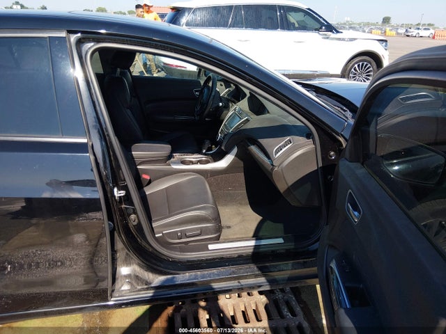 45603560 :رقم المزاد ، 19UUB1F36JA008295 vin ، 2018 Acura Tlx مزاد بيع