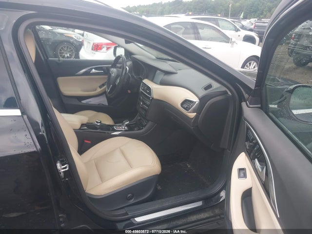 Продаж на аукціоні авто 2018 Infiniti Qx30 Premium, vin: SJKCH5CR9JA044472, номер лоту: 45603572