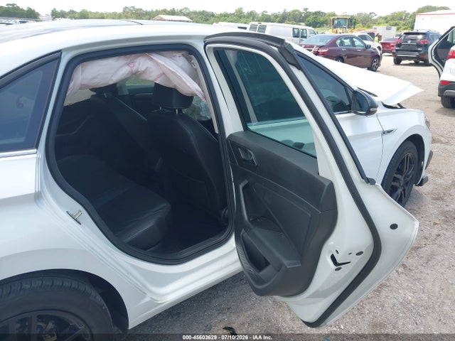 Продажа на аукционе авто 2021 Volkswagen Jetta 1.4t Sel Premium, vin: 3VWG57BUXMM004162, номер лота: 45603629