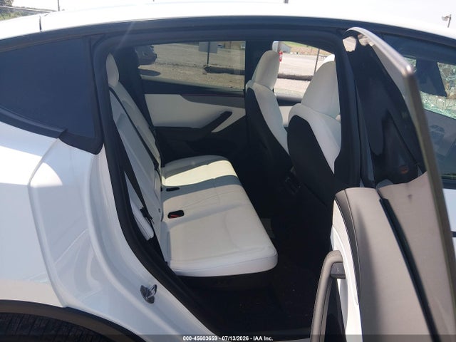 Продаж на аукціоні авто 2026 Tesla Model Y All-wheel Drive/long Range Launch Series/premium All-wheel Drive, vin: 7SAYGDEE9TA666709, номер лоту: 45603659