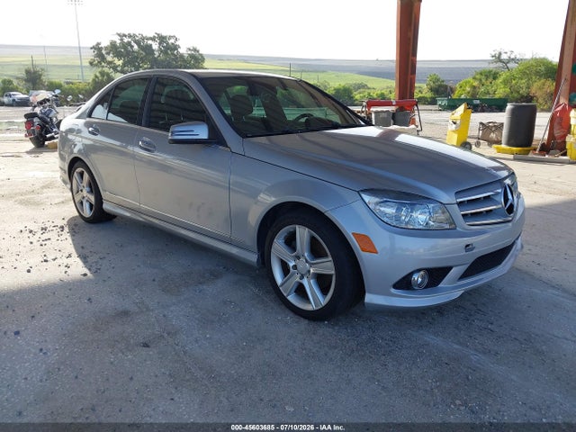 45603685 :رقم المزاد ، WDDGF5EB6AF381040 vin ، 2010 Mercedes-benz C 300 Sport مزاد بيع