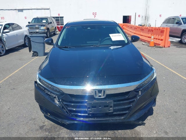 45603688 :رقم المزاد ، 1HGCV1F90JA212078 vin ، 2018 Honda Accord Touring مزاد بيع