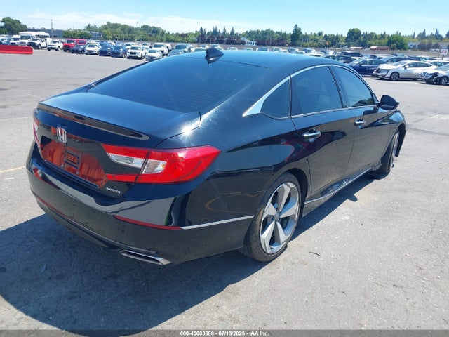 45603688 :رقم المزاد ، 1HGCV1F90JA212078 vin ، 2018 Honda Accord Touring مزاد بيع